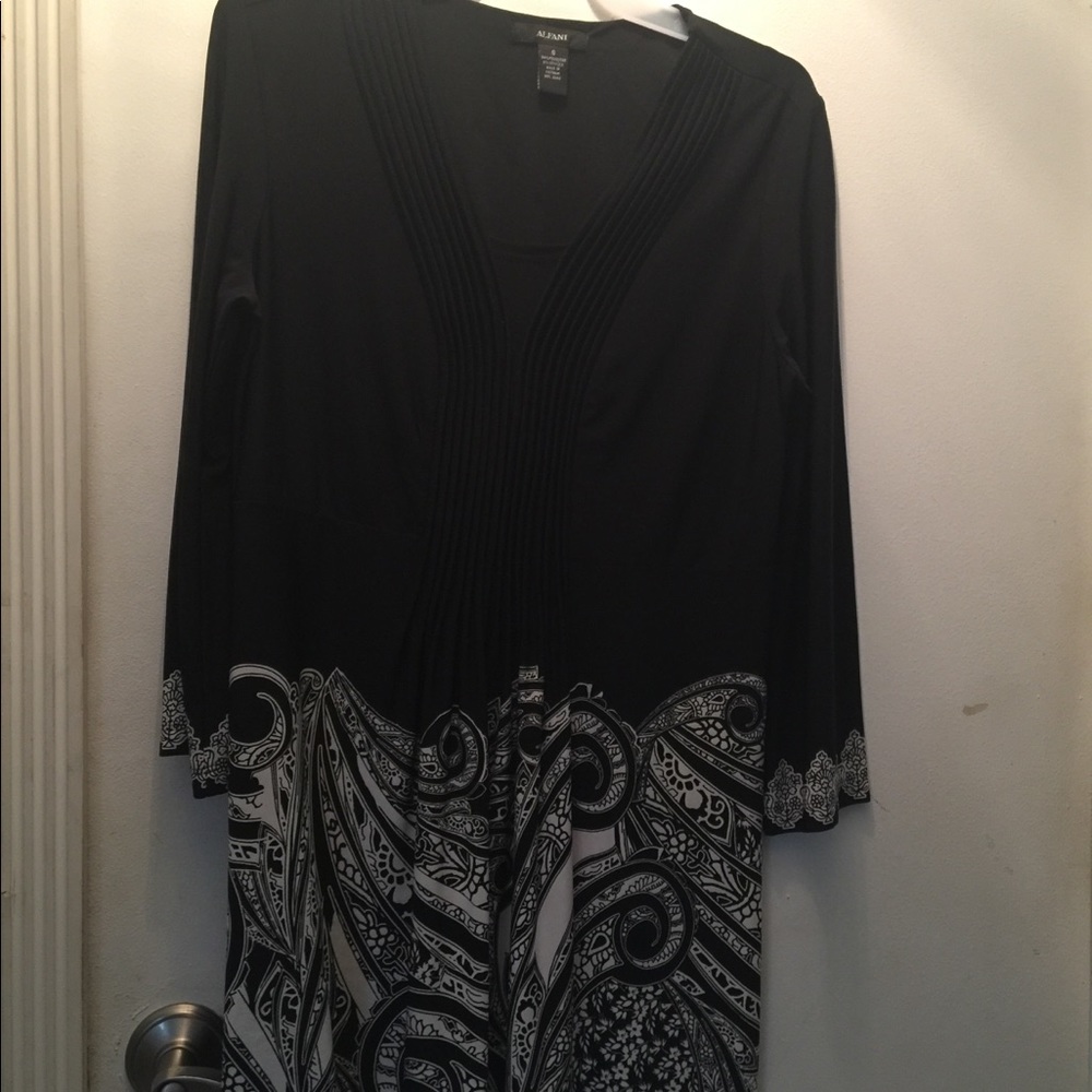 Ladies dress